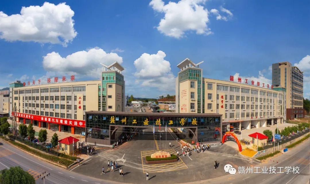 弘揚工匠精神，擦亮“南康木匠”金字招牌——贛州網(wǎng)絡(luò)技術(shù)服務(wù)賦能傳統(tǒng)勞務(wù)品牌升級